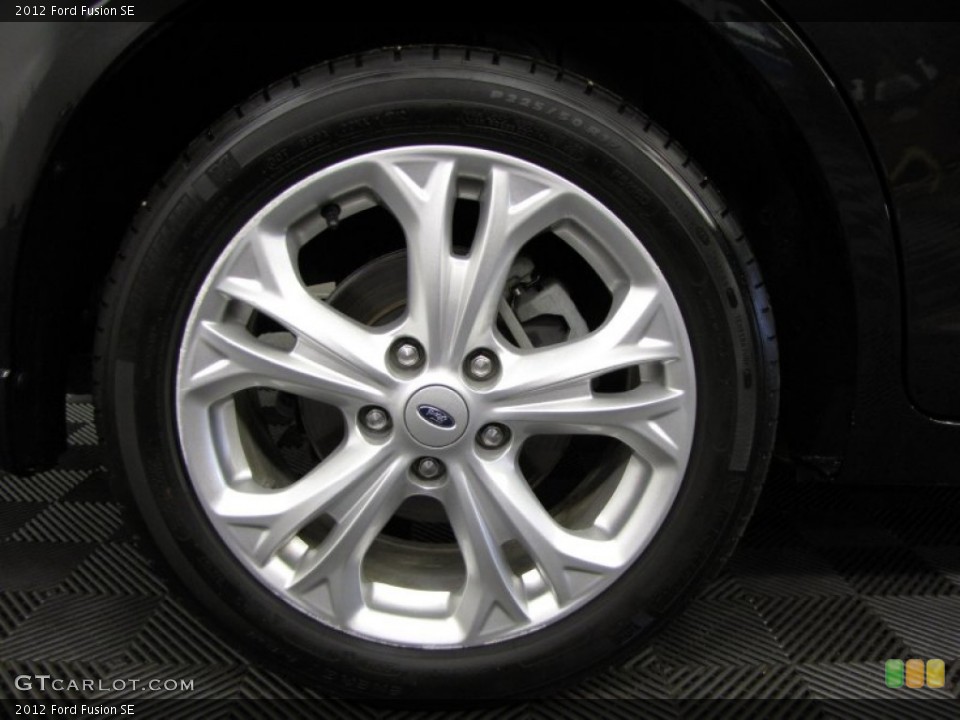 2012 Ford Fusion SE Wheel and Tire Photo #83000780