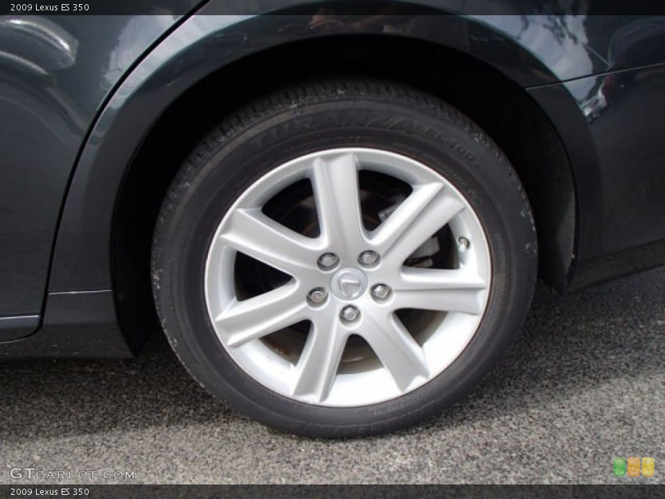 2009 Lexus ES Wheels and Tires