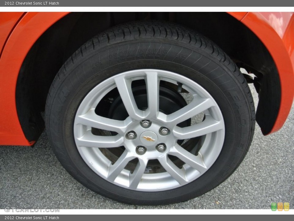 2012 Chevrolet Sonic LT Hatch Wheel and Tire Photo #83165746