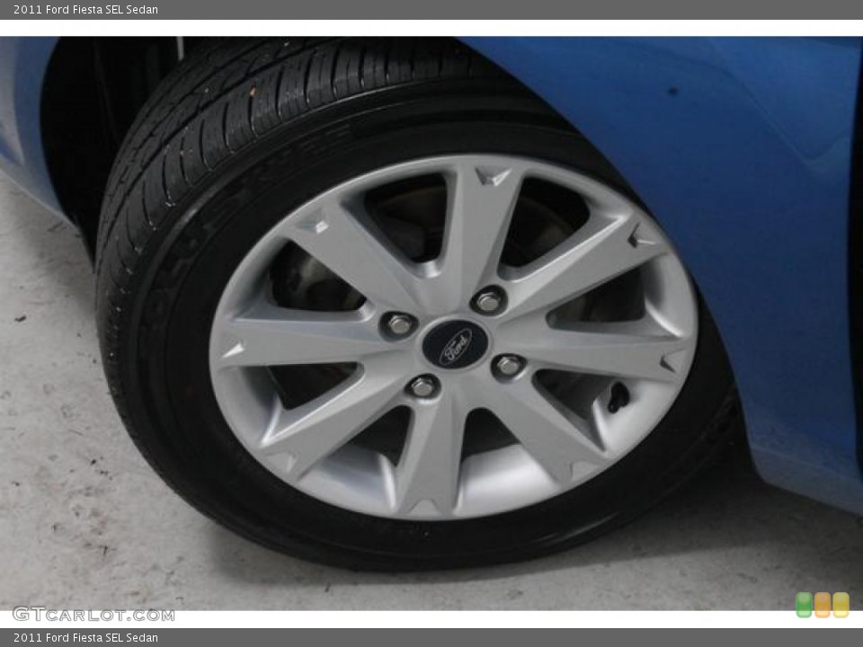 2011 Ford Fiesta SEL Sedan Wheel and Tire Photo #83203549