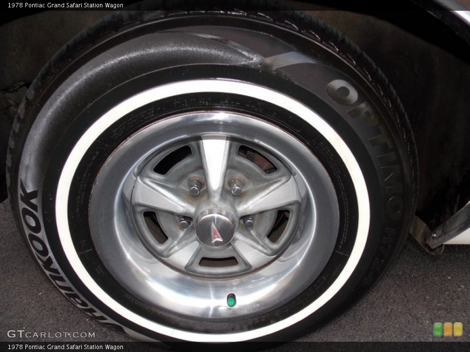 1978 Pontiac Grand Safari Station Wagon Wheel and Tire Photo #83226482