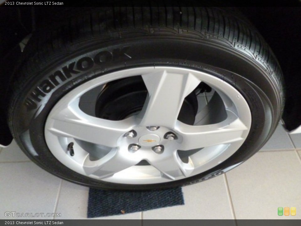 2013 Chevrolet Sonic LTZ Sedan Wheel and Tire Photo #83300562