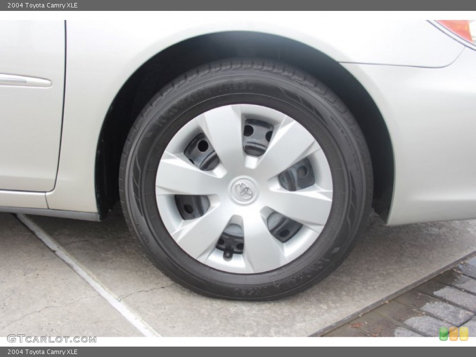 2004 Toyota Camry XLE Wheel and Tire Photo #83368870