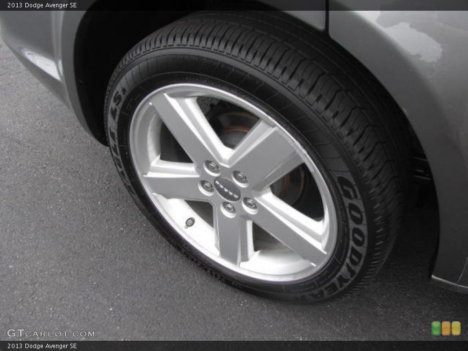 2013 Dodge Avenger SE Wheel and Tire Photo #83407336