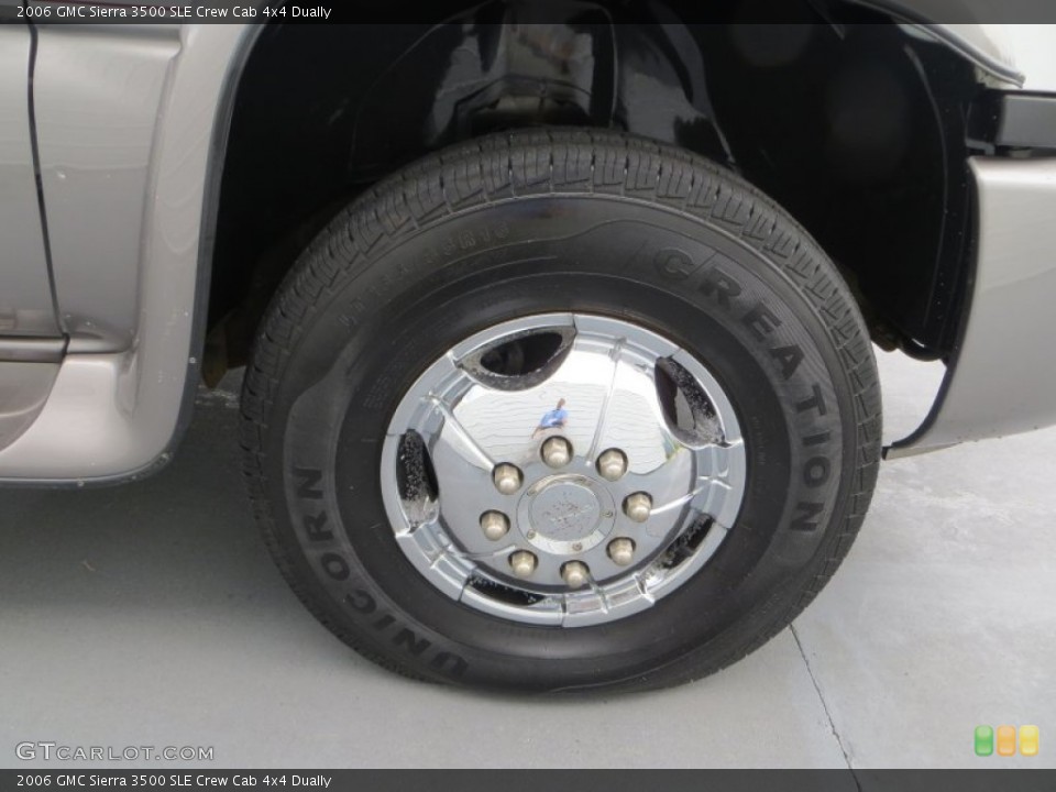 2006 GMC Sierra 3500 Custom Wheel and Tire Photo #83430331