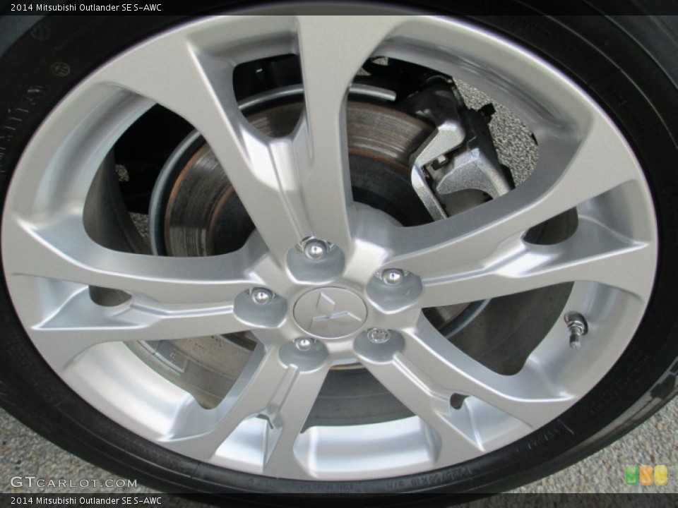 2014 Mitsubishi Outlander SE S-AWC Wheel and Tire Photo #83436199