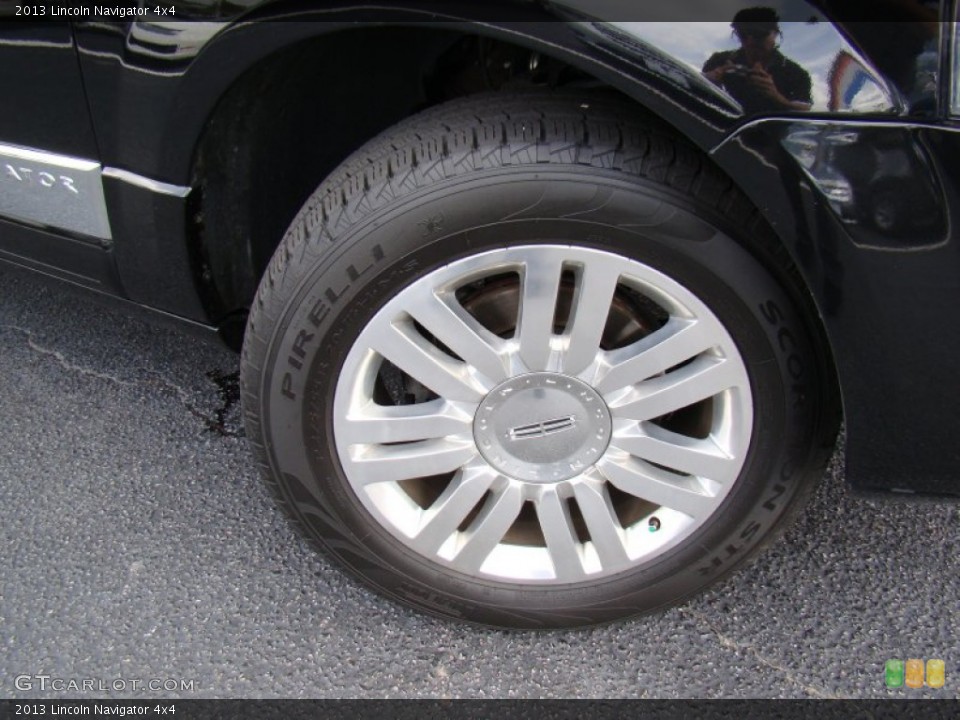2013 Lincoln Navigator 4x4 Wheel and Tire Photo #83438952