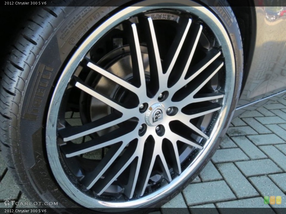 2012 Chrysler 300 Custom Wheel and Tire Photo #83550015