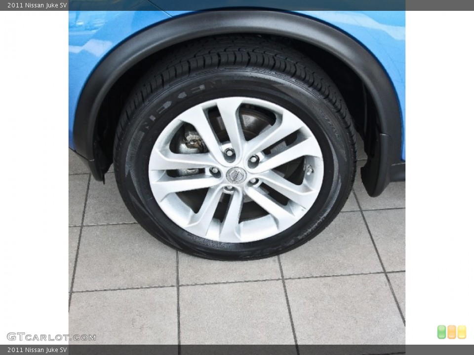2011 Nissan Juke SV Wheel and Tire Photo #83690116