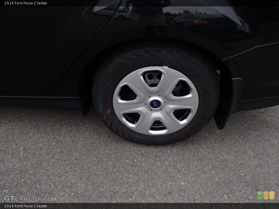 2014 Ford Focus S Sedan Wheel and Tire Photo #83722093