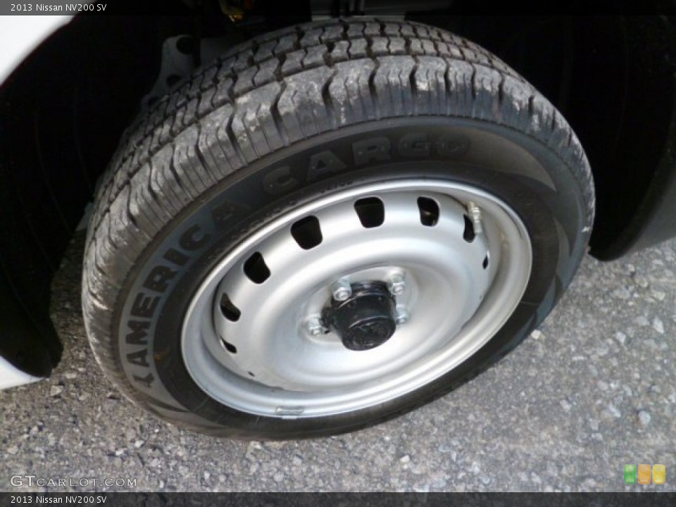 2013 Nissan NV200 SV Wheel and Tire Photo #83779042