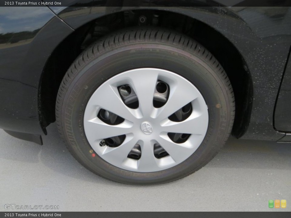 2013 Toyota Prius c Hybrid One Wheel and Tire Photo #83850438