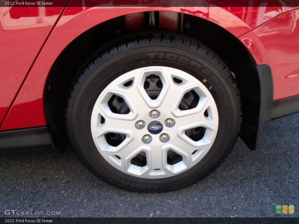 2012 Ford Focus SE Sedan Wheel and Tire Photo #83864184