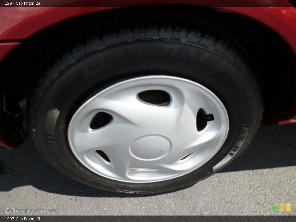 1997 Geo Prizm LSi Wheel and Tire Photo #83969751