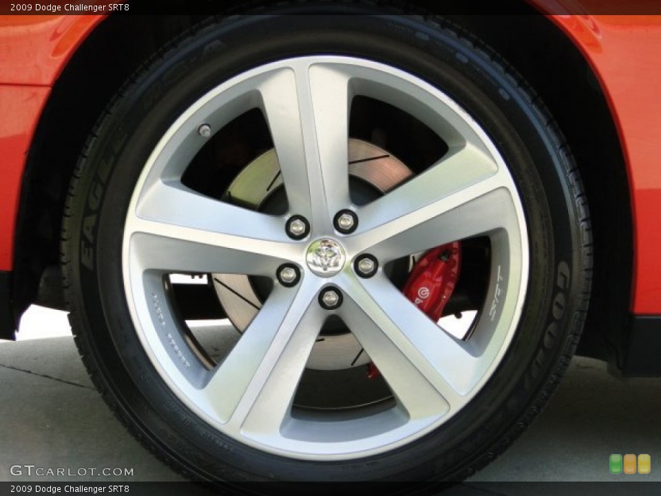 2009 Dodge Challenger SRT8 Wheel and Tire Photo #83989209