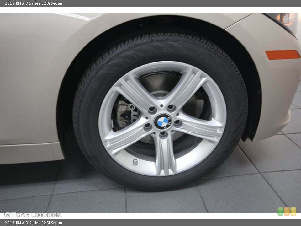 2013 BMW 3 Series 328i Sedan Wheel and Tire Photo #84002061