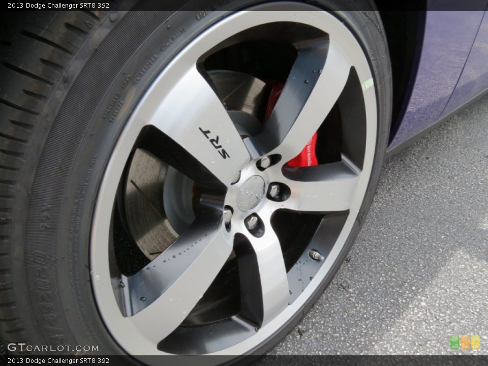 2013 Dodge Challenger SRT8 392 Wheel and Tire Photo #84106019