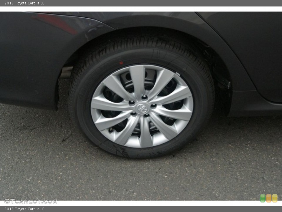 2013 Toyota Corolla LE Wheel and Tire Photo #84119513