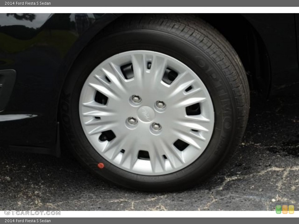 2014 Ford Fiesta S Sedan Wheel and Tire Photo #84125741