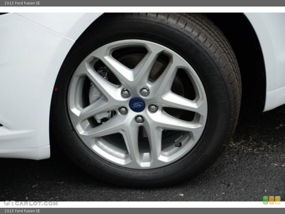 2013 Ford Fusion SE Wheel and Tire Photo #84126683
