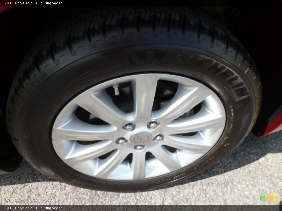 2013 Chrysler 200 Touring Sedan Wheel and Tire Photo #84169459