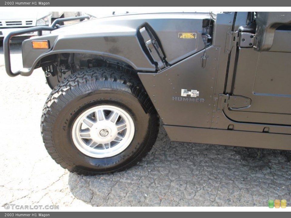 2003 Hummer H1 Wagon Wheel and Tire Photo #84235802