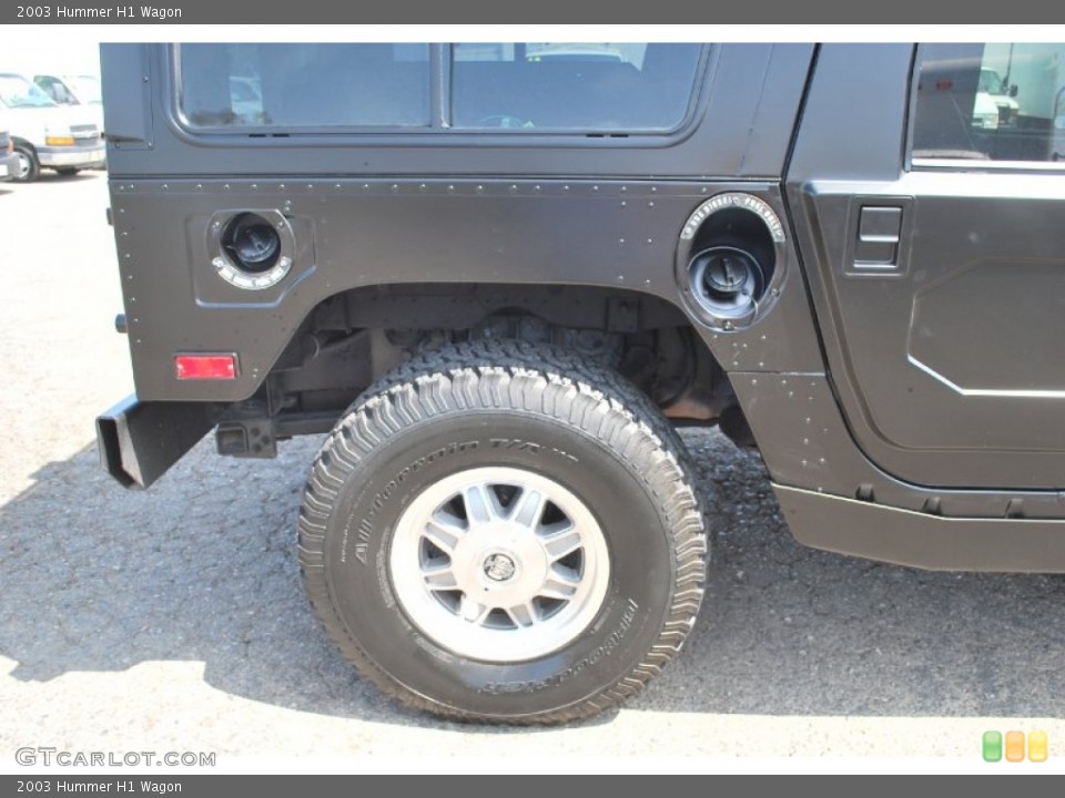 2003 Hummer H1 Wagon Wheel and Tire Photo #84235847