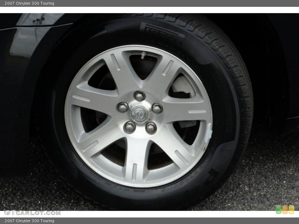 2007 Chrysler 300 Touring Wheel and Tire Photo #84287733