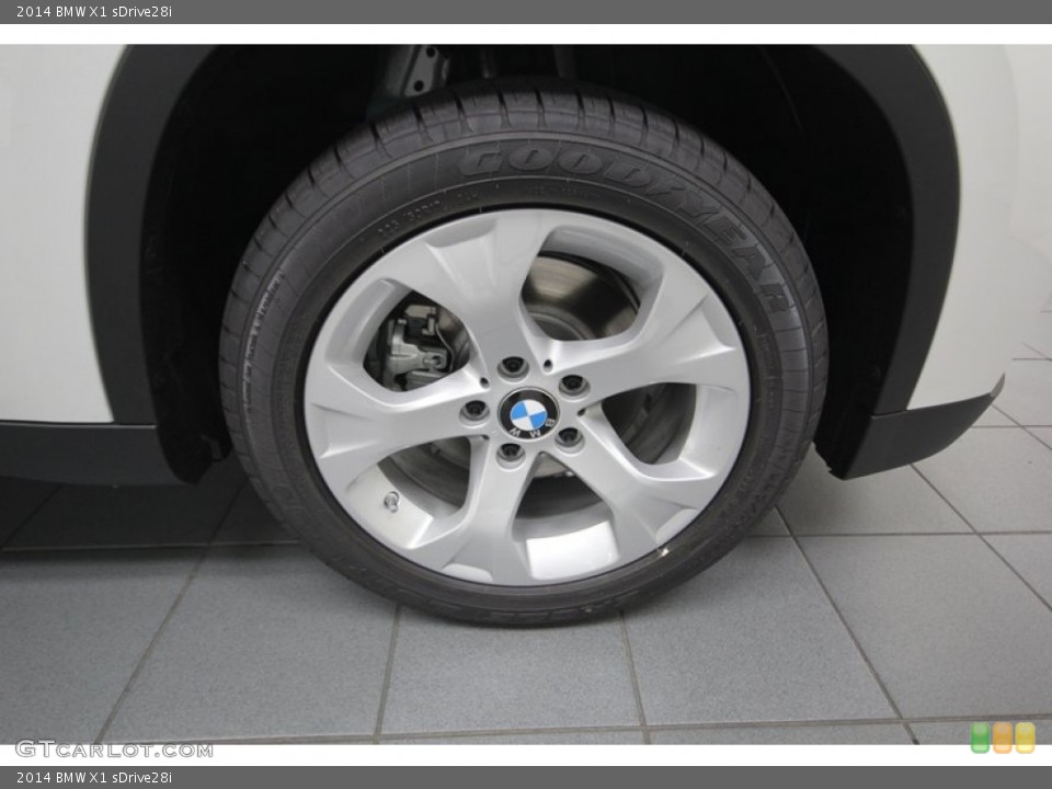 2014 BMW X1 sDrive28i Wheel and Tire Photo #84300396