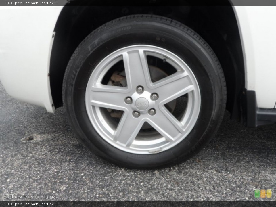 2010 Jeep Compass Sport 4x4 Wheel and Tire Photo #84371428