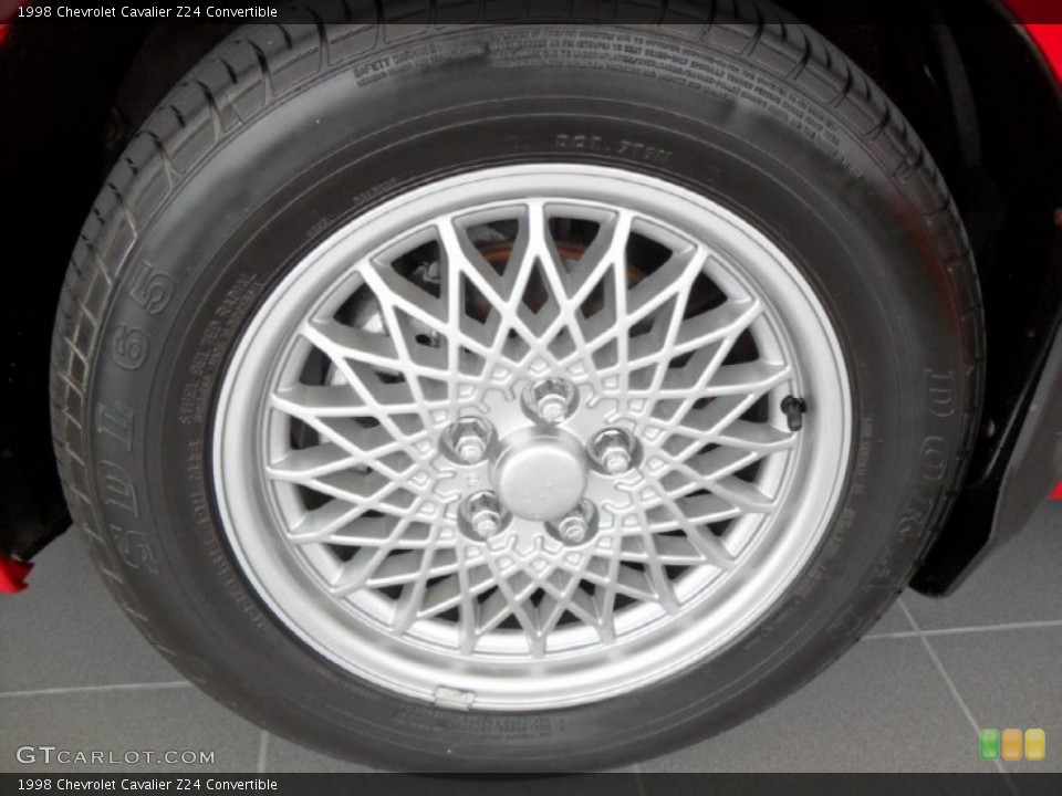 1998 Chevrolet Cavalier Z24 Convertible Wheel and Tire Photo #84422747