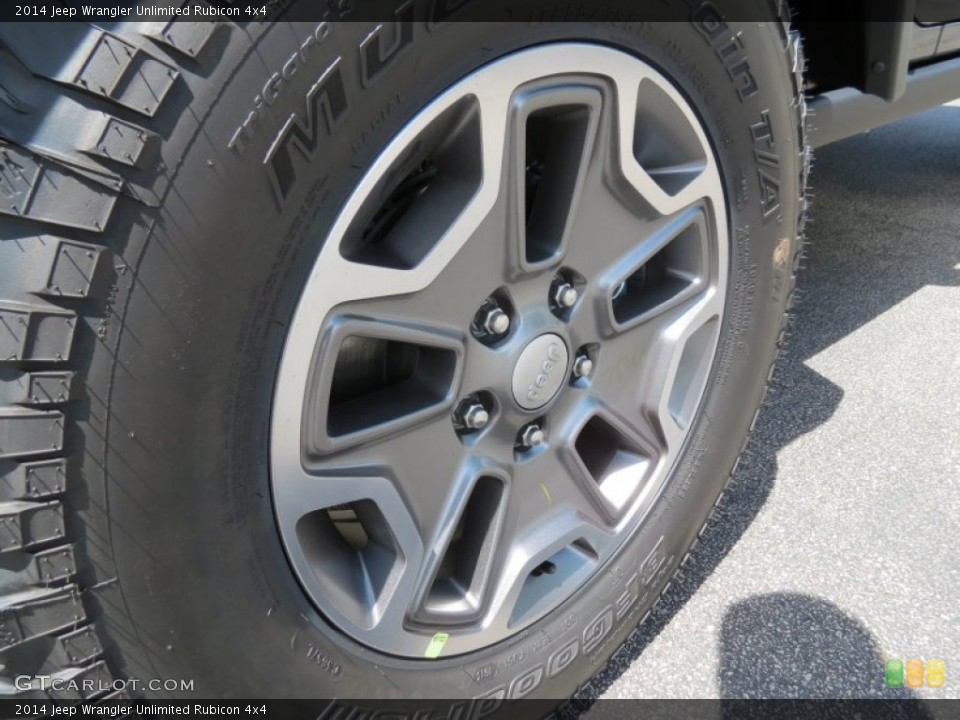 2014 Jeep Wrangler Unlimited Rubicon 4x4 Wheel and Tire Photo #84454004