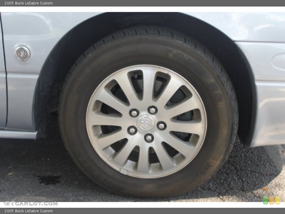 2005 Buick LeSabre Custom Wheel and Tire Photo #84512379