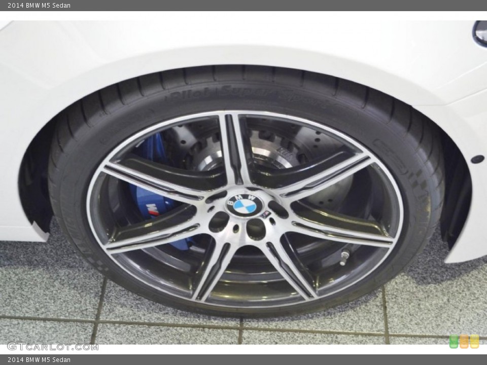 2014 BMW M5 Sedan Wheel and Tire Photo #84558773