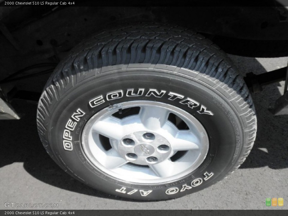 2000 Chevrolet S10 LS Regular Cab 4x4 Wheel and Tire Photo #84673166