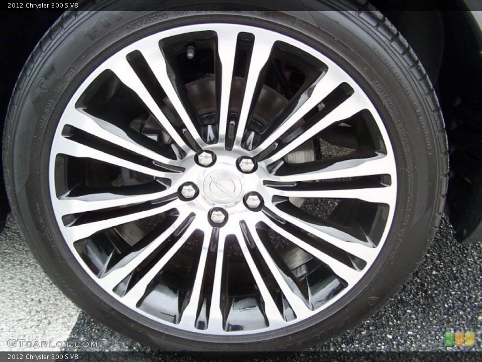2012 Chrysler 300 S V8 Wheel and Tire Photo #84676313