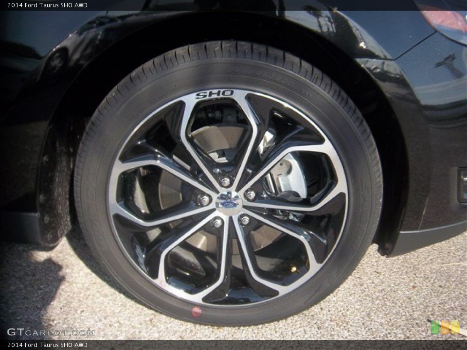 2014 Ford Taurus SHO AWD Wheel and Tire Photo #84728962