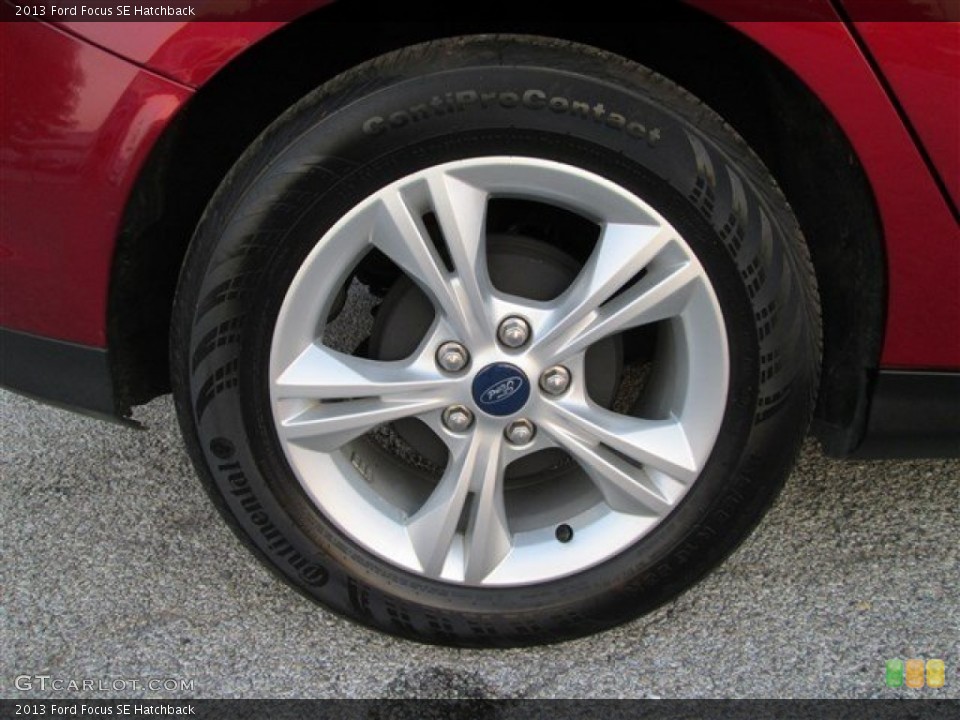 2013 Ford Focus SE Hatchback Wheel and Tire Photo #84749342