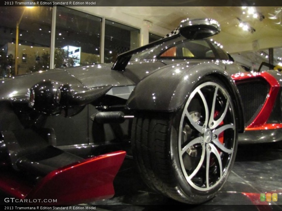 2013 Tramontana R Edition  Wheel and Tire Photo #84808469