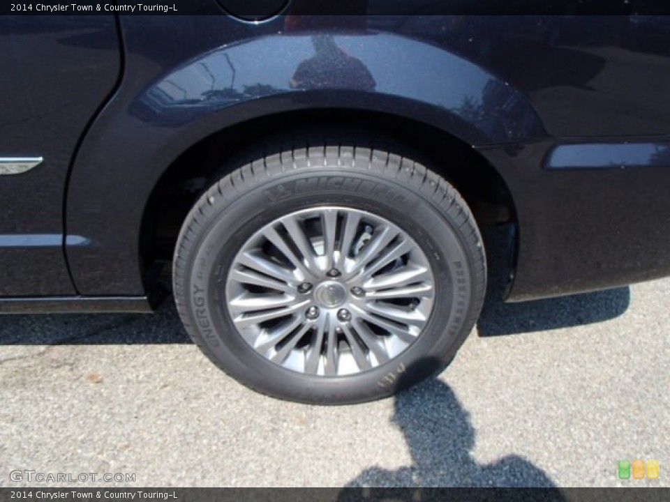 2014 Chrysler Town & Country Touring-L Wheel and Tire Photo #84834391