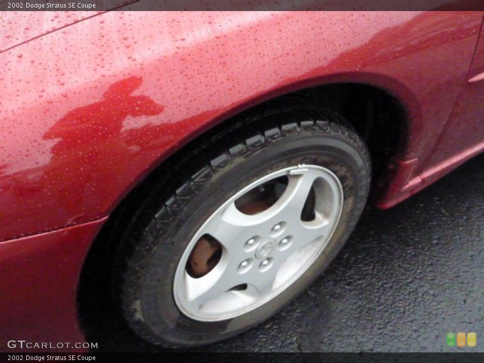 2002 Dodge Stratus SE Coupe Wheel and Tire Photo #84902537