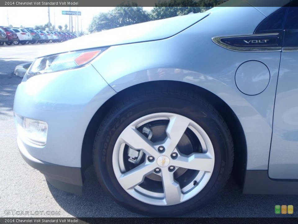 2014 Chevrolet Volt  Wheel and Tire Photo #85074002