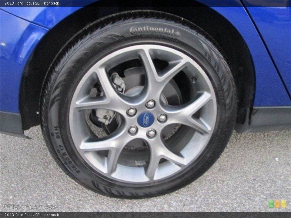 2013 Ford Focus SE Hatchback Wheel and Tire Photo #85084844