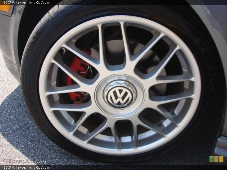 2005 Volkswagen Jetta GLI Sedan Wheel and Tire Photo #85093379