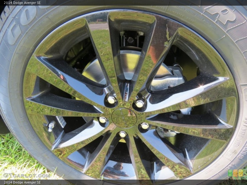 2014 Dodge Avenger SE Wheel and Tire Photo #85130066