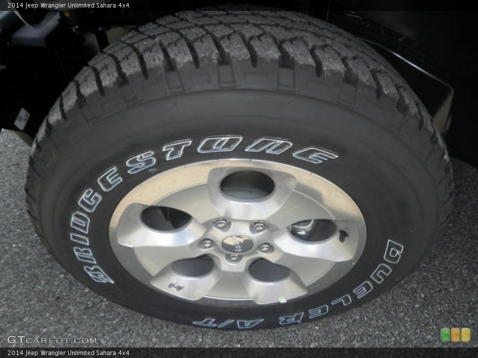 2014 Jeep Wrangler Unlimited Sahara 4x4 Wheel and Tire Photo #85133033
