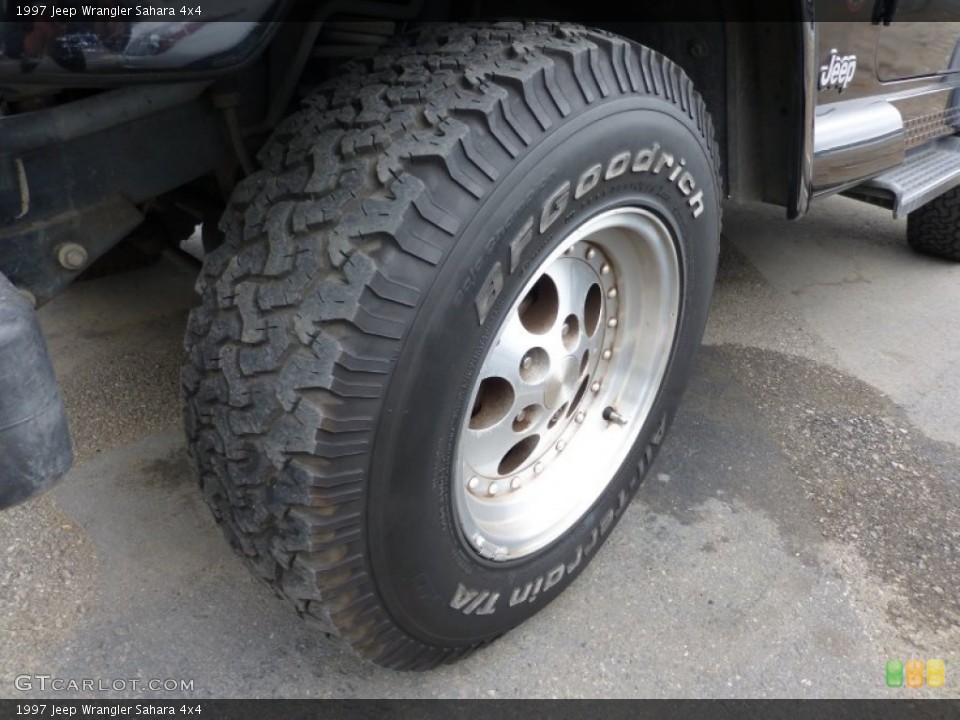 1997 Jeep Wrangler Sahara 4x4 Wheel and Tire Photo #85133537
