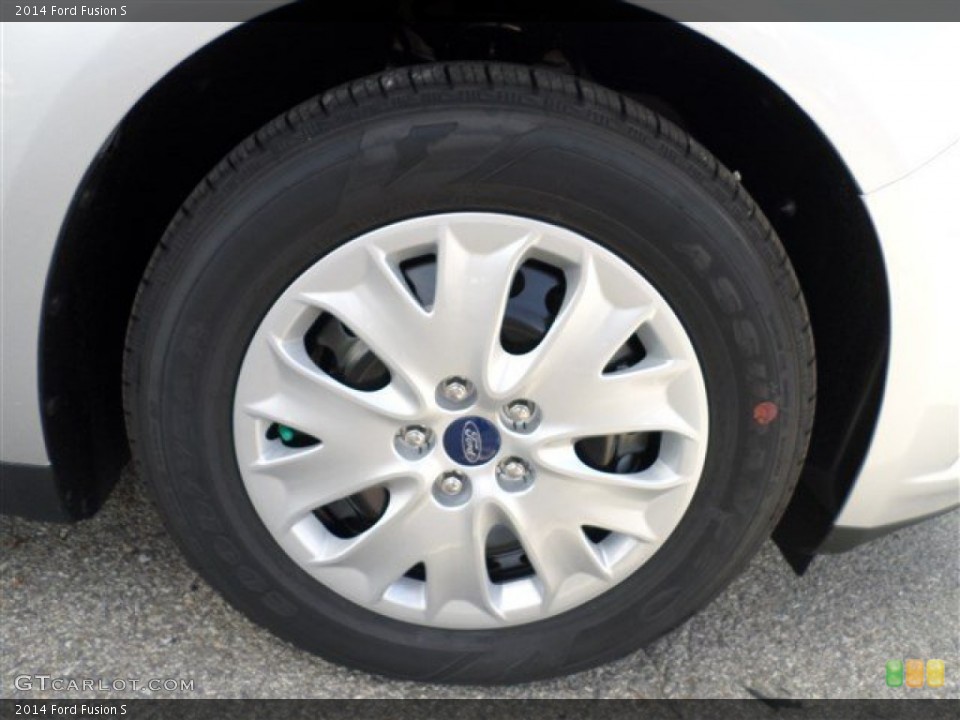 2014 Ford Fusion S Wheel and Tire Photo #85158014