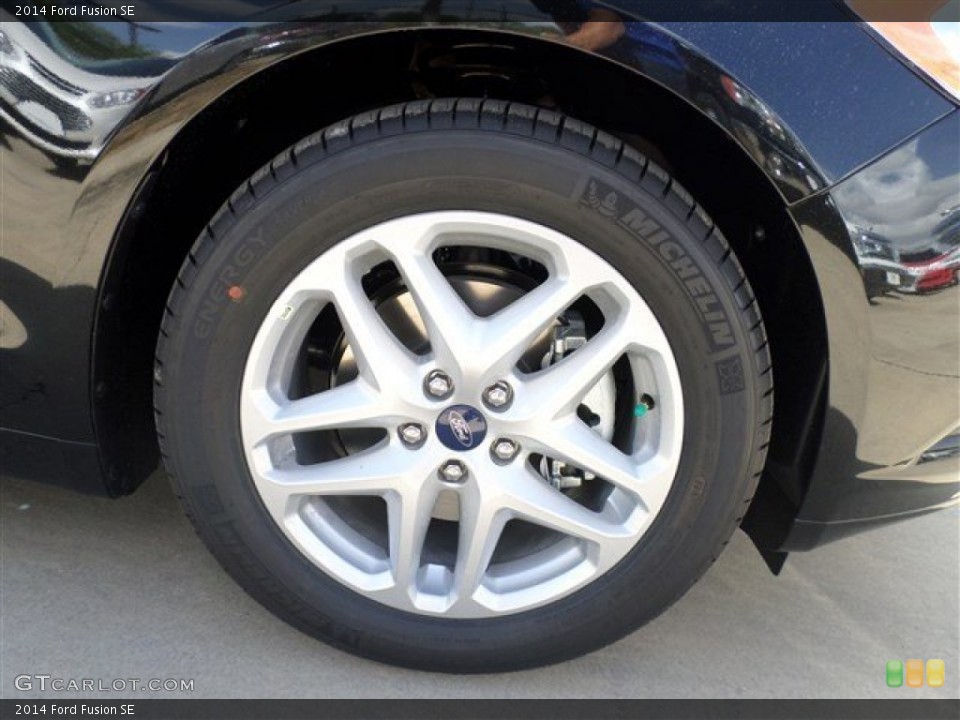 2014 Ford Fusion SE Wheel and Tire Photo #85158533