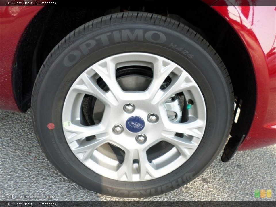 2014 Ford Fiesta SE Hatchback Wheel and Tire Photo #85254248